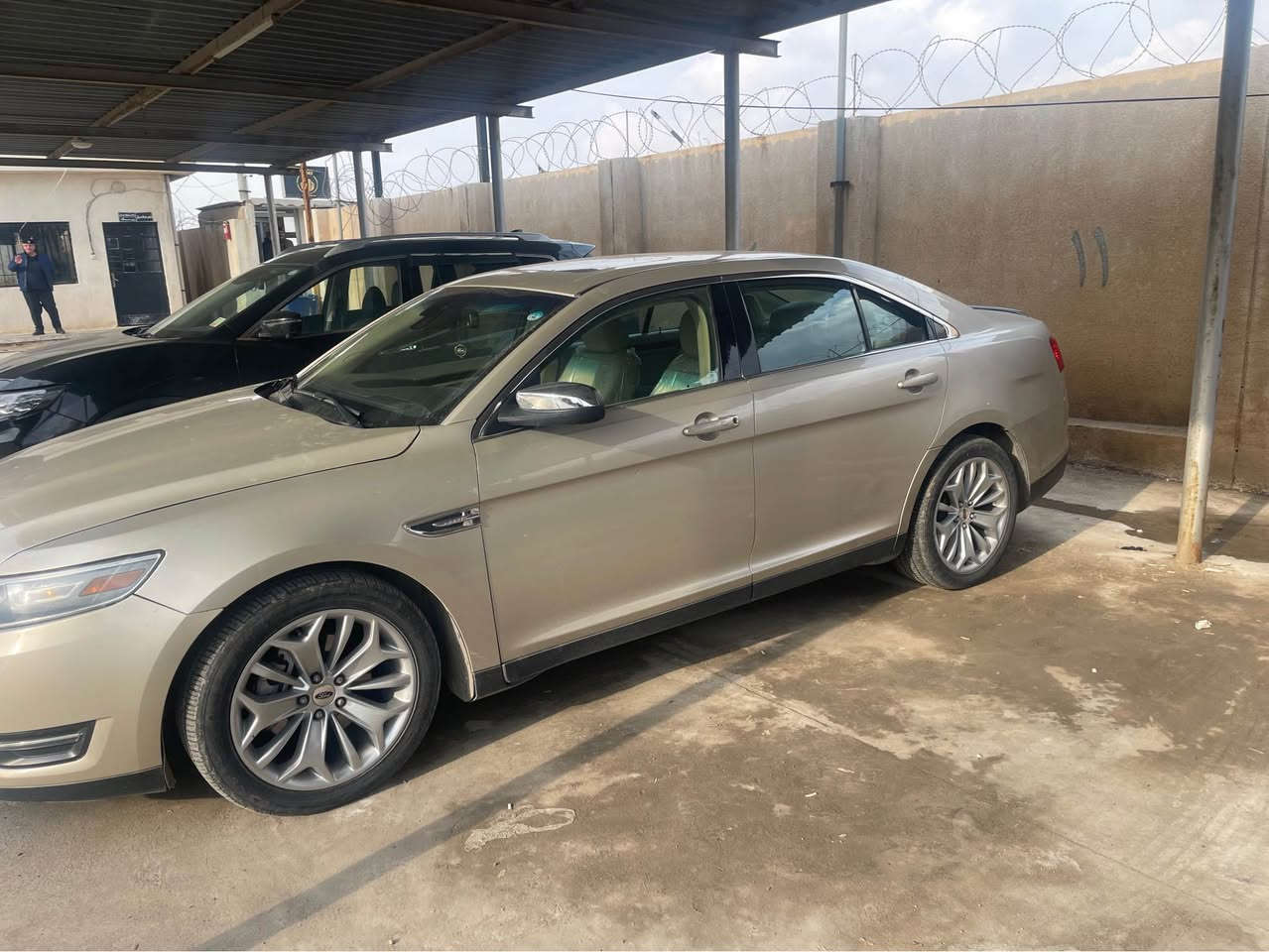 ‎فۆرت تۆریس ٢٠١٨ قەپات مواسەفات لمتید سەیارەكی هەتا بری پاكو خاوێن و جوانە یەك دینار مەسرفی تێدانیە تەقە رەقە هەموویی بەشەرتت گێر مەكینە تەبرید هەمویی بەشەرت مەكینەی نەكراوەتەوە رەقەم سەنەوی هەمووی بەشەرت وەكو سبوغ ٤ پارچە بەس كلێرە 
‎سحر:160مەجال
‎رقم:*********** أربيل, العراق
