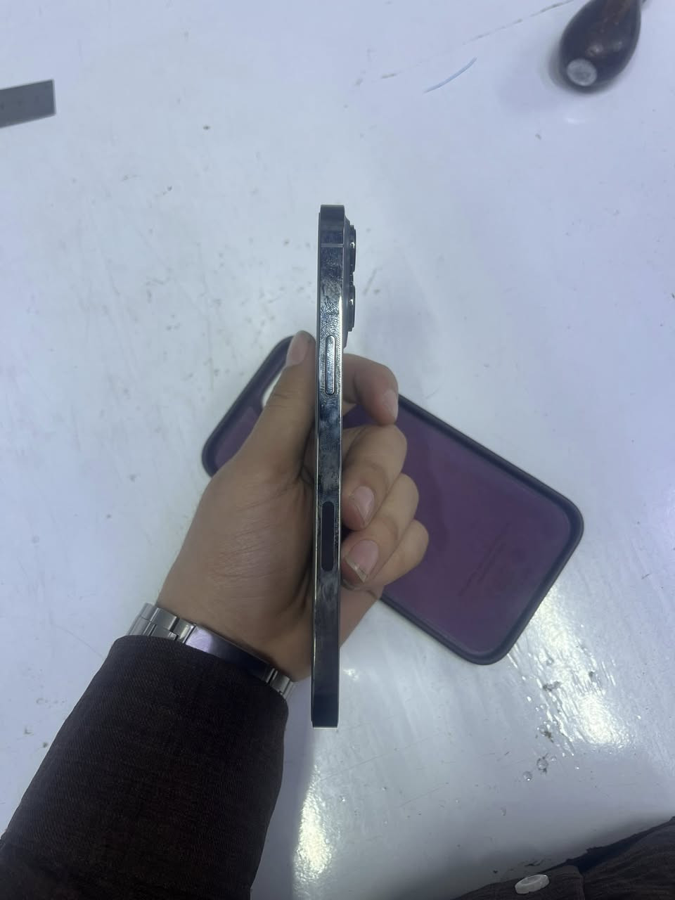 ايفون 13 برو ماكس 
نومذج m 
ذاكره 128 
بطاريه 81 
الجهاز شرط ما مفتوح وما يعبر هوا ولا داخل صيانه وين ما يعجبك اضربه حاسبه


**إذا كنت صاحب هذا الإعلان وتريد حذفه لأي سبب، رجاءا أرسل رسالة إلى الدعم الفني**