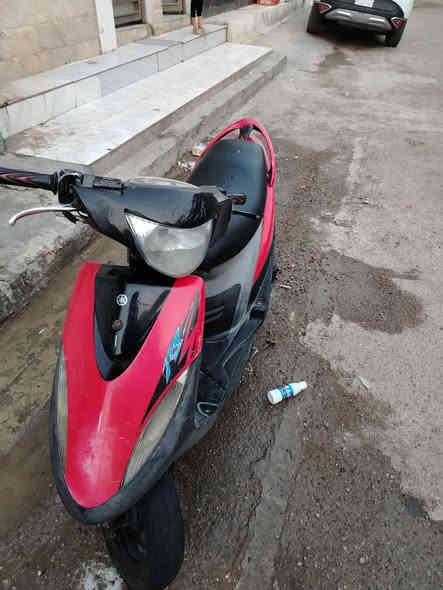 O
السلام عليكم دراجة ماكس عدلة دراجة مكفوله. مكينه برغي ممفتوح بيها. الدرجة شوفت عينك    فقط لكفر لي كدام بي جراد.  هاي شوفت عينك.  اوراق كامله منفيس.   السعر. 600 وبيها مجال 
المكان الشعب  الرقم ***********
