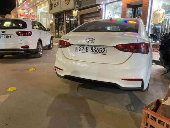 هونداي اكسنت 2022 امريكي حادث جاملغ وباب الجهه اليمنى رقم اربيل ماشيه 15 الف ميل كلش نظيفه السياره استخدام بيت مكان السياره حله *********** حلة
