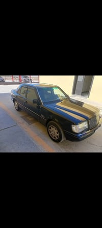 مرسيدس • حجم 300 • الناصريه