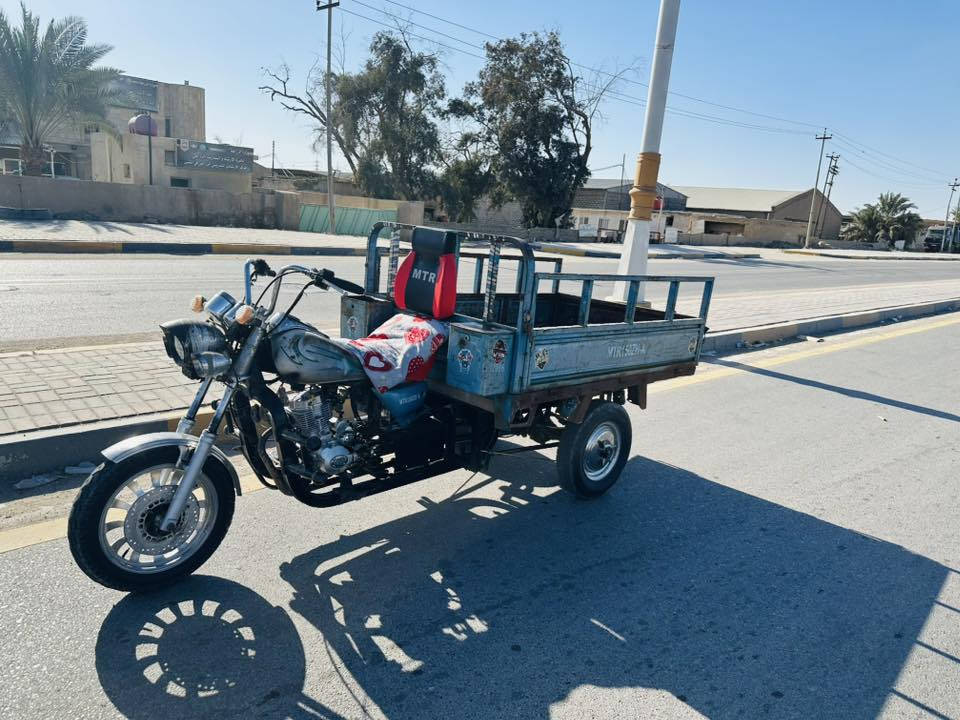 ستوته للبيع موديل 2016
مكانه المجد 
سعره مليون ١٠٠بيه مجال 
وراق اصولي 
رقم ***********
علق اني دخلك خاص
