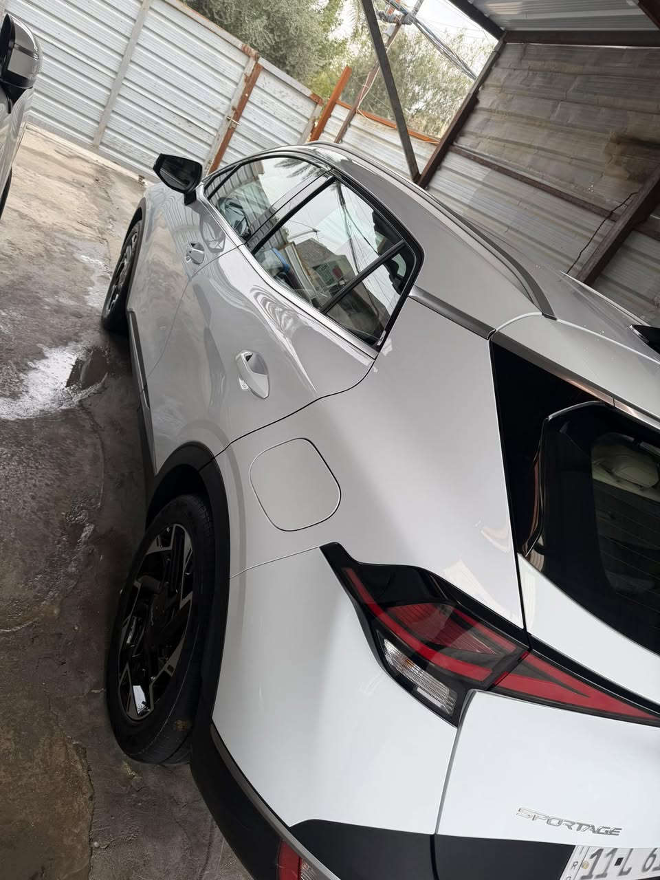 السلام عليكم كيا سبورتج 2024 خليجي فول مواصفات ما عدا البنوراما مكفولة كفالة عامة ماشية 42 الف كيلو متر السيارة ابأسمي تحويل ثاني يوم مكاني بغداد حي الجهاد للاستفسار الاتصال227 بيها مجال لرقم ***********
