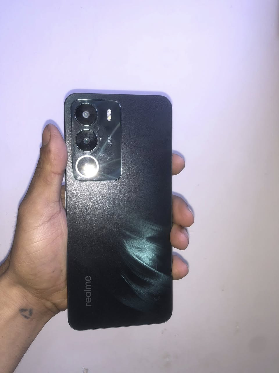 سلام عليكم يابه بعد الوعود الكاذبه  شباب موبايل ريلمي c71جهاز طافي وكع من ايدي وحتركت شاشته وآيباد 8 مكسور الحساس كلشي مابي وريلمي 10 محتركه شاشته للبيع كلهن 150 الف للتواصل رقمي *********** مكاني نجف
