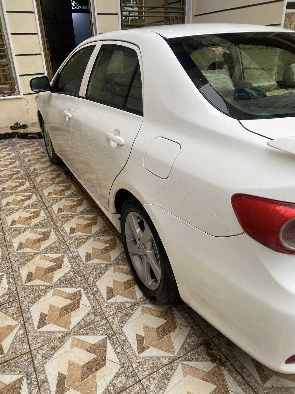 كورلا2013 رقم بغداد بسمي خليجيه ماشيه260 الف محرك مامفتوح كير صدر تبريد كله جديد تخم تاير جاهزه للأخير بيه صبغ جاملغ وبنيد وكلير نص جاملغ مكاني بابل  للاتصال***********
