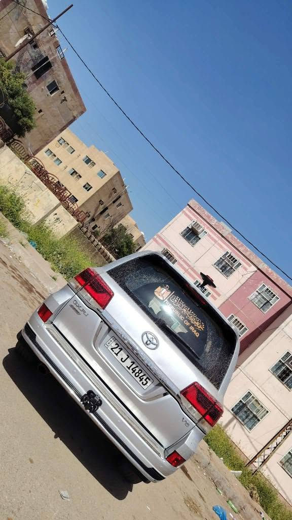 اسلام عليكم 
جكسارة 2011 محدث 2021 داخال خارج 
وحت بسنوية محدثة
سيارة بسمي ل 2028
6 سلندر محرك كير اكسل كهربايات كلو بشرط كلو جديد
تبريد ثلث قطع السيارة جديدة
 صدر تواير كير محرك كير صبق عام اثر التحديث 

السعر 275 وبيه مجال شي قليل
*********** كركوك, العراق
