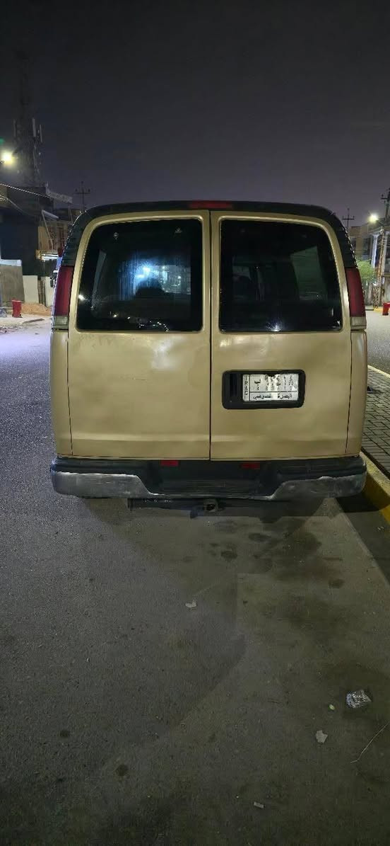 السلام عليكم البيع أو مراوس 
سياره 14 راكب
مكينه 8سلندر
كهربائيات شغاله
رقمه بصره خصوصي
سياره صبغ عام
موديل 2000 
كفاله كير مكينه حداديه من الحادث

السعر(50)ورقه
مراوس فقط بي ام دبليو

الرقم *********** (علي)
