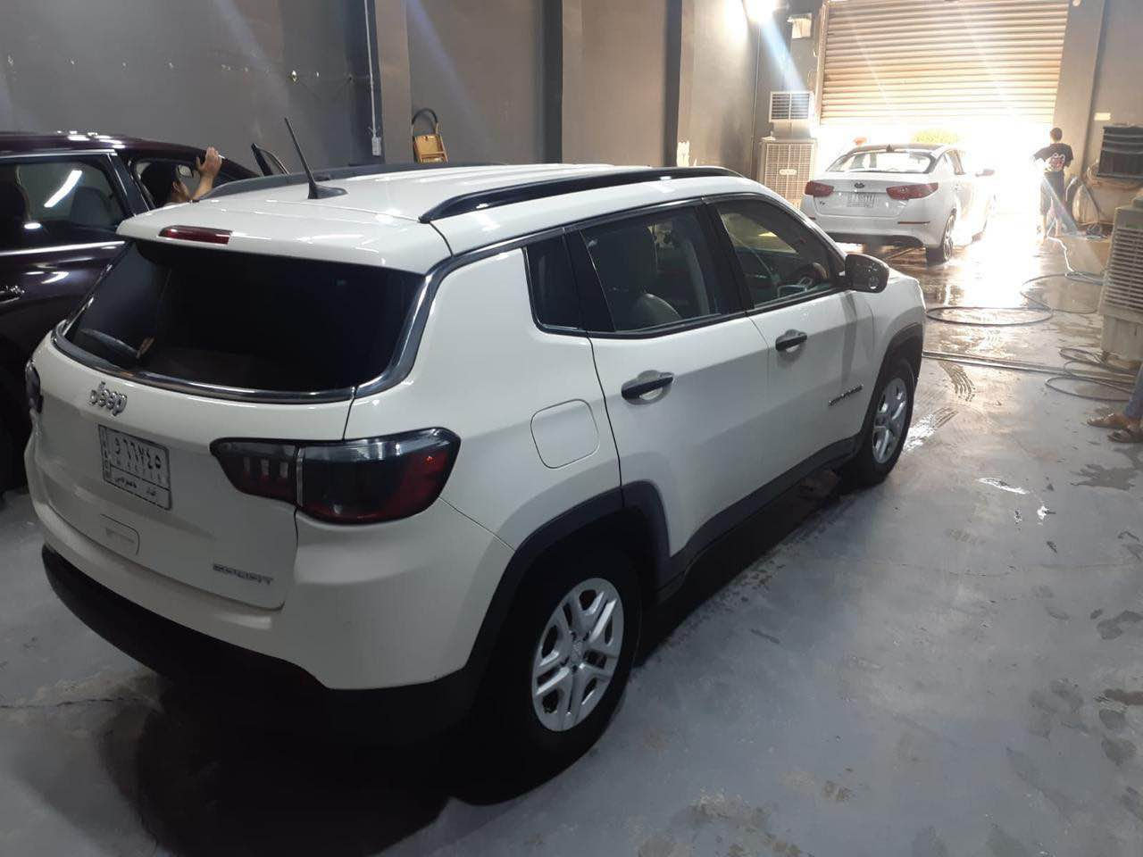 جيب كومباس 

موديل 2021 سياره جديده 
( تبريد مكينه كير حداديه ) ( كفاله )
تبريد قطعتين 
كشنات جلد  
تحكم استيرن
وبعد مواصفات ما ذاكرهن

اخوان سياره عد ابنيه يعني سياره ما متعوبه 
ما ناقصه اي شي 

رقم بغداد 
بسمي 
مداور ثاني يوم 
ماشية 38 M
ضررها جاملغ وبنيد فقط

سعر عند الاتصال 
0770 574 4175

***********

مكلف بنشر Singapore
