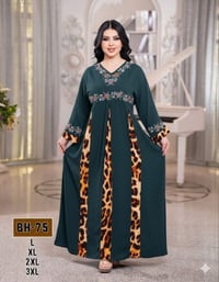 ملابس • درزن • مقاسات متعددة