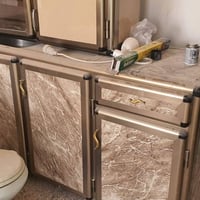 خزائن • واتساب • للبيع