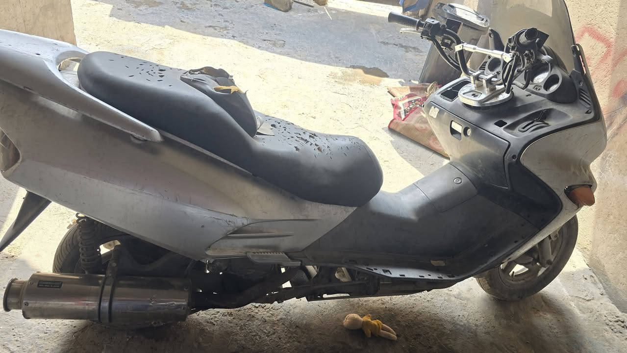 فورزه صفر سته مكينه كايمه ولباقي كله شغال ابيع كوم حديد مكاني بغداد مدينة الصدر حي طارق القديم السعر ٢٠٠ وبيه مجال مراوس عادي  خاص متواجد ***********
