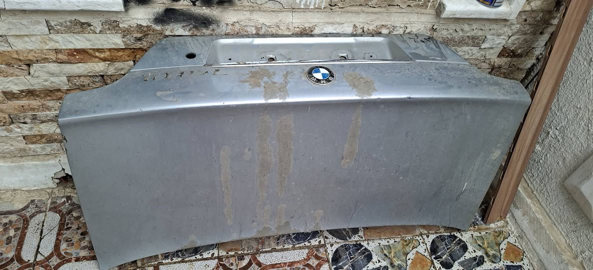 السلام عليكم شباب عندي غراظ للبيع مال حويه كيجات ما خفاش وحده ومل صقر وعندي هاي الدركه هيه والشريط مالتها والعصي وعندي قباقه مال جنط وكلهن مال حاويه وبعد عندي هواي غراض بالمخزن ما مصورهن اليريد شي يسالني واذا عندي يدلل هذا رقمي *********** واسف عل اطاله
