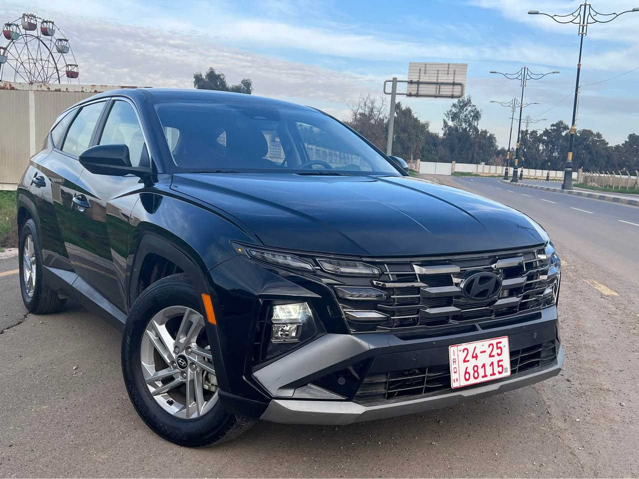 هيونداي توسان
موديل2025
ماشية13الف يعني زيرو
مواصفات 
بصمة
بصمة ابواب
ليد امامي
كشاف
تشغيل عن بعد
شاشة متصل
رادار امامي
رادار جانبي
راراد خلفي
كيج إلكتروني 
اوتو هولد
هندبريك بصمة 
قيادة ذاتية
تحديد مسار
كروز سرعة
حادثها ربع جاملغ جهة السايق فقط مصلح و مصبوغ على كدة شادلها بجم بلادي شرط سيارة بوضع الشركة ماناقصها اي مصرف
السعر 185
عنوان السيارة موصل
للتواصل
***********_ *********** موصل, نينوى
