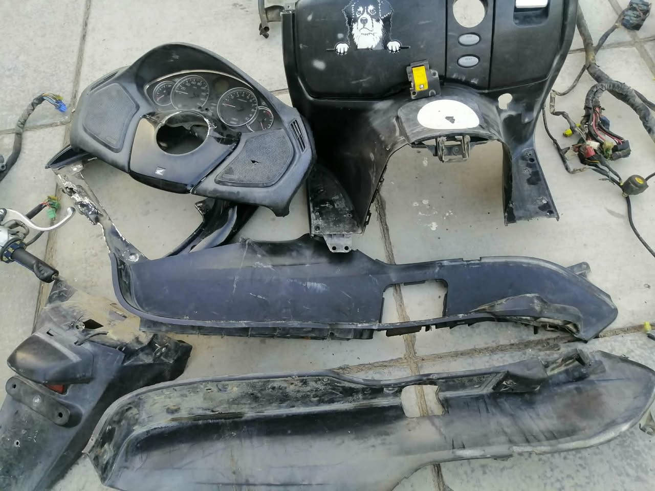 تفصيخ غراض فورزه وسكاي ربع سويج يوجد توصيل ***********
