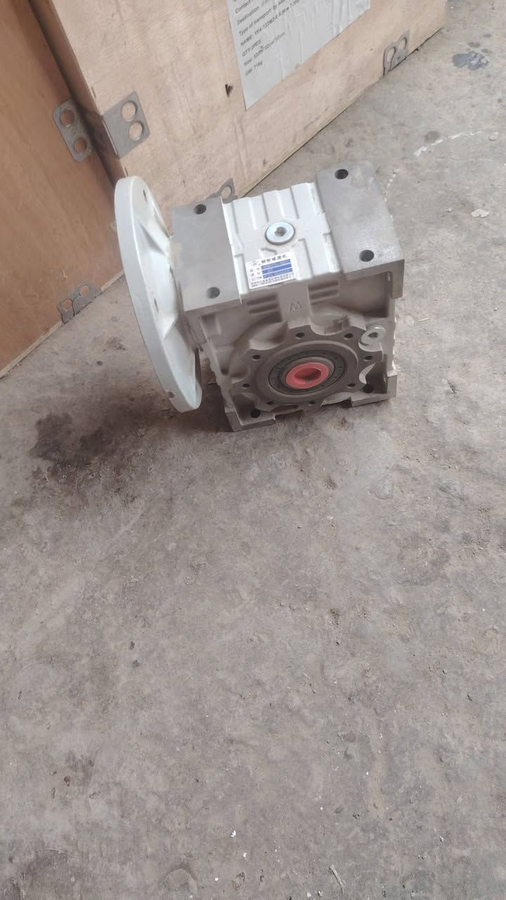 السلام عليكم 
كير بكس باله وجديد مختلف الاحجام
التواصل خاص عنواني حله الجبل
***********
