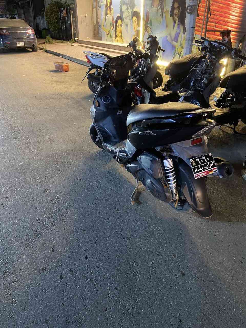 السلام عليكم جيتي ار للبيع دراجه بلادي اي نقص مابيها كلشي شغال بيها سلف رياضي موديل 14 تشبول 3اللوان شعله ومعدل سعر خاص عنوان بغداد تواصل وياا هذا الرقم ***********
