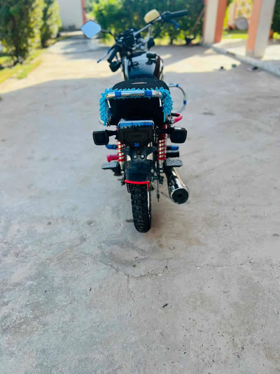 السلام عليكم اخوان ماطور ايراني للبيع موديل 2020اوراقه موجوده مكفول كير محرك كهربائيات كامله شغاله مكان صلاح الدين الاسحاقي السعر 500 وبيه مجال شي قليل اتصل وبيك خير ودلل ‏‪***********‬‏
