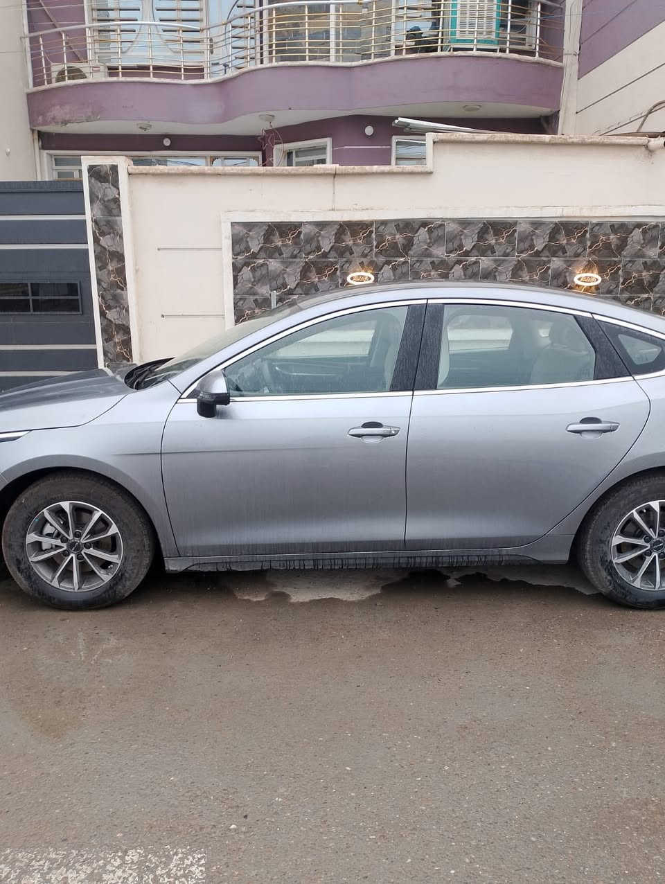 سلام عليكم BYD  دستروير سياره زيرو ماشيه ٤٠٠٠  لون رصاصي رقم بغداد سياره باسمي تحويل ثاني يوم  عنواني بغداد المحمودية  
*********** 

18.500
بيها مجال حك  جيتك وياها سونار كامل وانت اخذها لاكبر واحد
