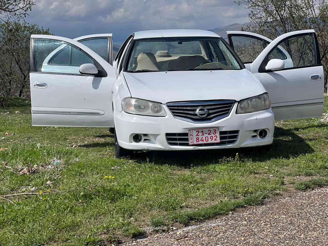 نيسان سه نى براوه دووبه ى مؤديل 2011. تؤماتيك مكينه 1.6 ناوزه رد به ره ده رگا فؤ رميگا كؤدى ئاسايشى هه يه هه مووكيانى به شرت ***********.            ***********
