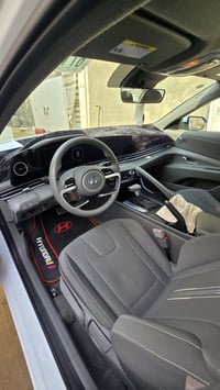 النترا ٢٤ وارد امريكي بدون رقم  ماشيه ٣٤ الف السعر ١٦٨ وبيه مجال  0773...