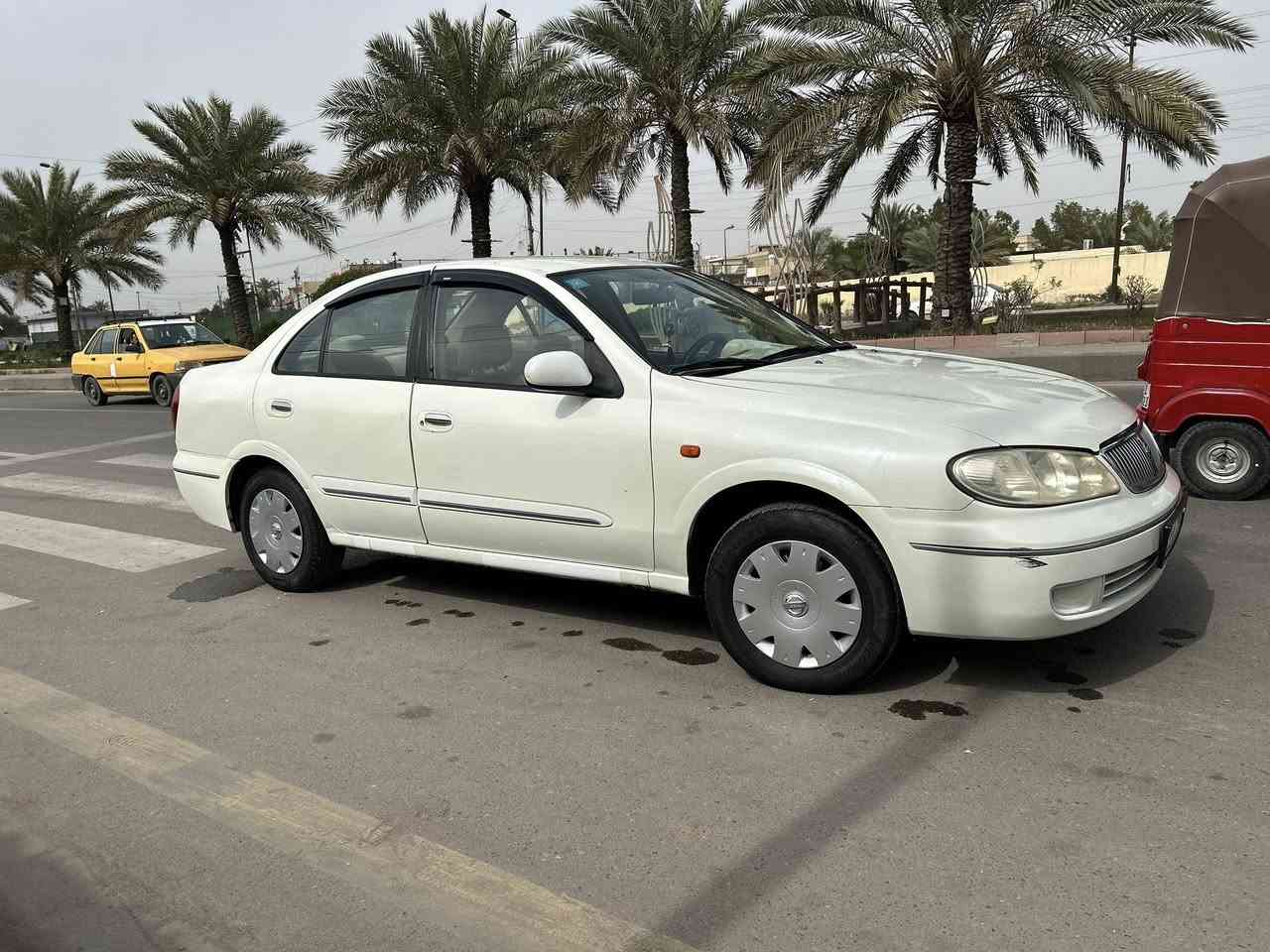 سلام عليكم 
نيسان سني ياباني 🇯🇵 موديل ٢٠٠٤ 
سياره جاهزه خير من الله سياره بسمي تحويل ثانيوم 
كير مكينه كفاله 
سياره مصبوغه حزام جماليه 
بيه طخه خفيفه بل جاملغ الخلفي سياره لا بيه دواخل ولا شاصي لا الغود كفاله 
منضومت زنون ثلجي 
اشاير لد 
تبريد ميحتاج اكول ثلاجه مال سني 
صدر امامي جديد قبل كم يوم شاده 
السياره مال جني متعوب عليها 
السعر ٨٠ او بيها مجال كلش قليل 
سياره جديده او كلشي اكو بل سوك 
***********
