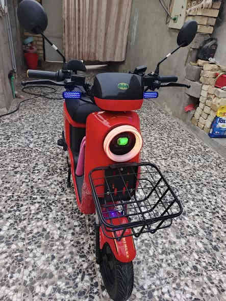 السلام عليكم دراجه شحن ار 9 للبيع السعر 550 وبيها مجال رقم الهاتف ) ( *********** )
