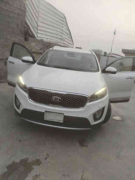 السلام عليكم        كيا سورنتو للبيع       ٢٠١٧.     خليجي    مكينة سته سلندر.       سبعه راكب.    مكفوله كفاله عامه عدا بارد بلقبق الصندوك كد اصبع فقط.     مكاني بغداد مدينة الصدر.        للاستفسار ***********.              السعر.      ٢٣٠ وبيها مجال حك الجيه
