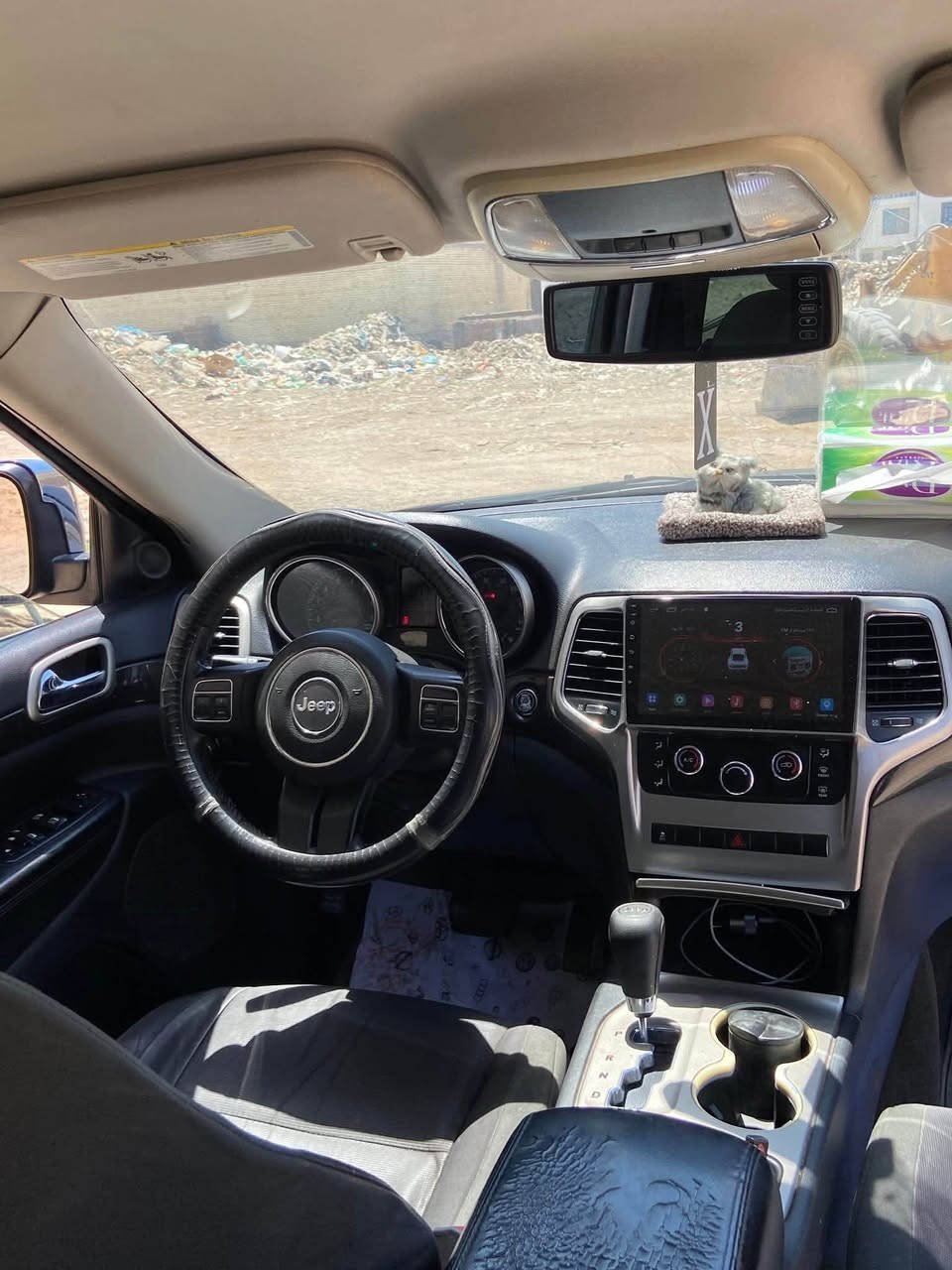 3600
رقم بغداد
لاريدو 
بصمة ابواب
تشغيل عن بعد
شاشه جبيره اندرويد + كامره دواره 
حساسات خلفيه 
4*4 فورويل
ماشية 219mi
كشن كهرباء
مرايه تعتيم وسطية
ومنضومه تبريد كلها جديده 
تخم تاير
السياره بدون حادث داخله سرقه الجاملغ الايمن مبدل ومصبوغ فقط الباقي مكفول سياره جاهزه متصرف عليهه شي
مكان السياره بغداد 

السعر 127💸وبيه مجال بسيط

***********
