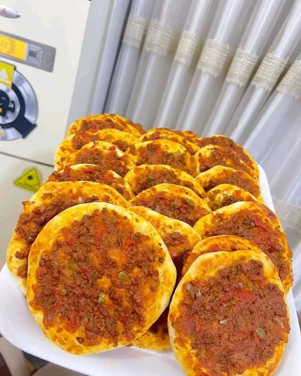 سلام عليكم  
كبه تمن ٢٥ب٥
سمبوسه لحم ٢٥ب٥
سمبوسه جبن٢٥ب٥
بورك لحم ٢٥ب٥
بورك جبن ٢٥ب٥
كبه برغل سلك ١٥ب٥
كبه برغل قلي ٢٠ب٥
كبه بتيته ١٥ب٥
كباب كيلو ب ١٠
كفته لحم ٢٠ب٥
لحم بعجين ١٢ب٥ 
خبز بلحم ٣٠كرصه ب١٥
فطائر ١٢ب٥
مني بيتزا ١٢ب٥
كليجه هشه تموع بالحلك  كيلو ب٦
قالب كيك ساده ب٦
كله هذا وتوصيل متوفر داخل الديوانية سارع بالحجز


**إذا كنت صاحب هذا الإعلان وتريد حذفه لأي سبب، رجاءا أرسل رسالة إلى الدعم الفني**