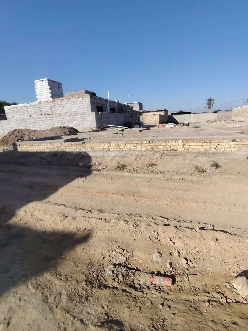 عرصه طابوزراعي سند25
***********
عله صاحي قرب خان الراضي. وجهيه 10 ب 10
