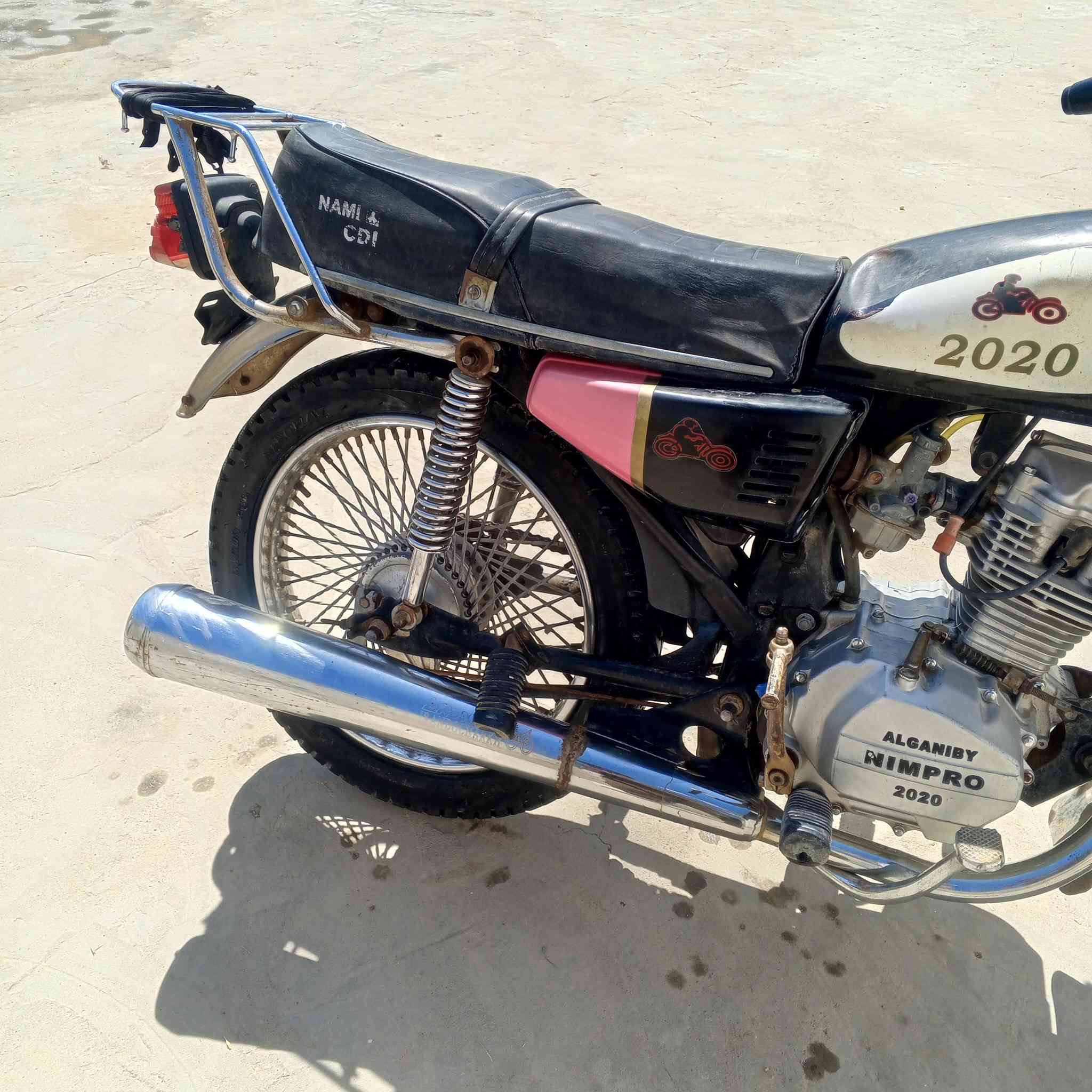 #للبيع
نامه برو موديل 2020
كلك كلك لاتنقيص ولاتبخير مكفوله من السرق
المكان رميثه السعر 400 وبيه مجال


**إذا كنت صاحب هذا الإعلان وتريد حذفه لأي سبب، رجاءا أرسل رسالة إلى الدعم الفني**