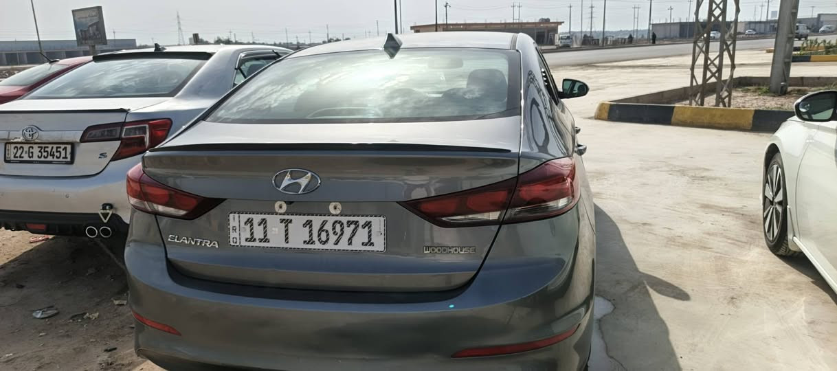 السلام عليكم
النترة فول مواصفات فتحة سقف بصمة حساسات موديل 2018
سيارة حلوة ونضيفة بيهة قطعة وحدة مثل ما موضحة بل سونار 
المعلومات اكثر اتصل 🗣📲 ***********
