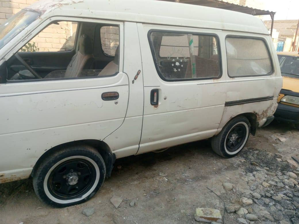 تيوتا باص موديل 1995 رقم بصره ألماني مكينه كير حلوات اوتماتيك مكاني ناصريه الاتصال *********** سعر 20 وبي مجال قليل
