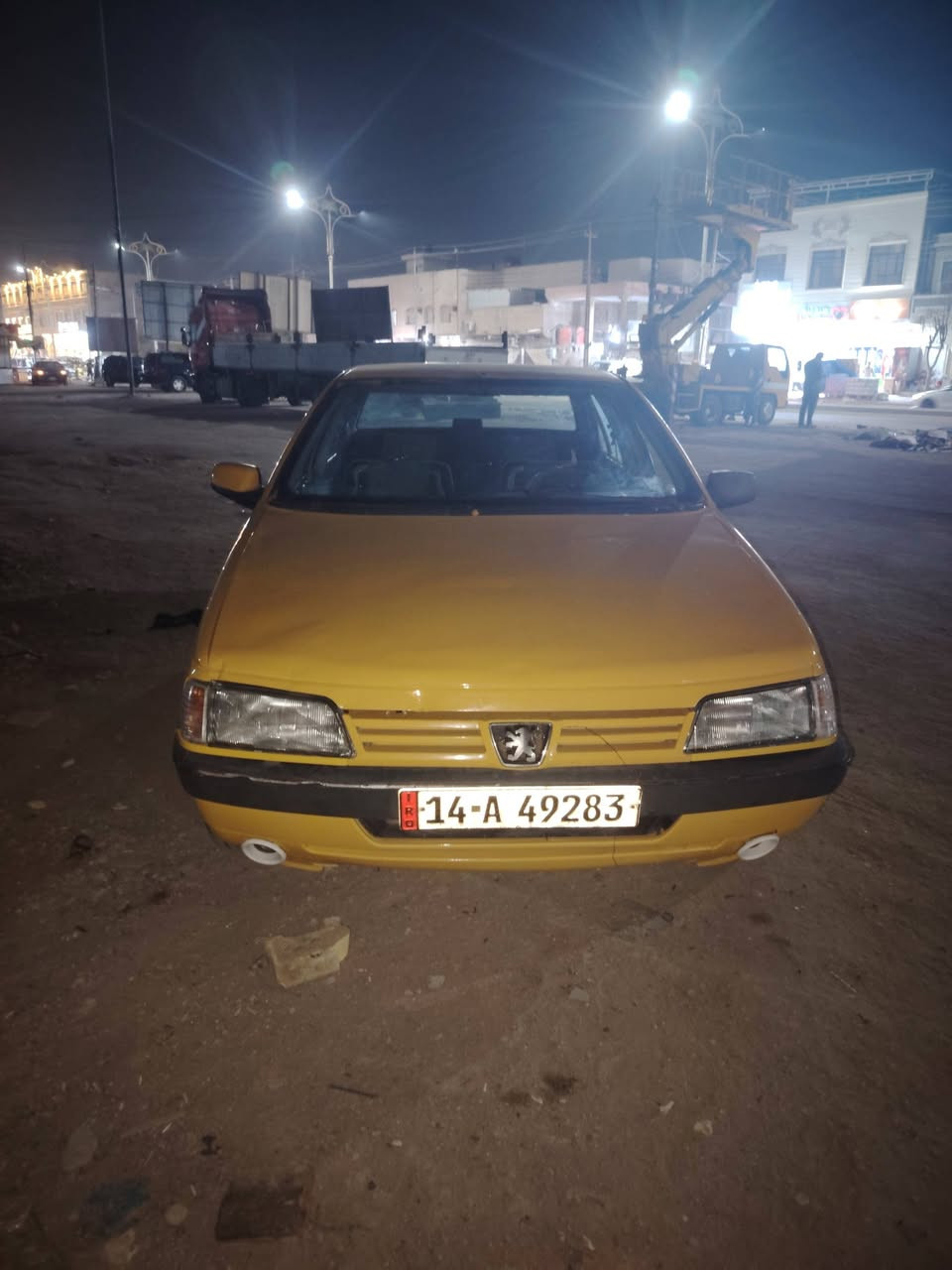 سلام عليكم سياره بيجو 405 تخم تاير جديد حداديه مكينه نص عمر سياره بسمي وتنتهي سنويه تاريخ 29 مكان بصره قبله مصبوغه عام جماليه تحويل ثاني يوم سعر 24 بيه مجال *********** يشتغل بس واتساب حبايب بس غرفه يراد اله ترتيب بصيط
