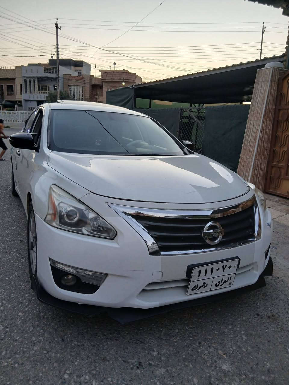 نيسان التيما 2013 وراد امريكي  بيها ٤ قطع ونص  . بصمه سلايت تحكمات ستيرن abs كروز سرعه كامره كشن كهربائي تبريد تدفئه  فول مواصفات كير محرك شرط عليها غرامه ١٣ ورقه شرط التحويل السعر 95$ جاهزه سياره ... ***********
