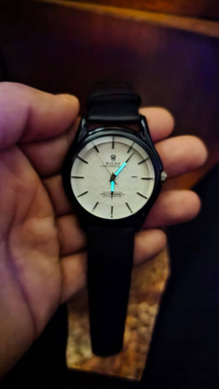 ساعة رولكس كولتي عالي⌚
▫️مختمه سير جلد
▫️تاريخ يومي 
▫️ضد الماء
▫️عقارب مضيئة في الضلام
سعر القطعه (8) الف دينار
مكان:البصرة_قضاء المدينة


**إذا كنت صاحب هذا الإعلان وتريد حذفه لأي سبب، رجاءا أرسل رسالة إلى الدعم الفني**