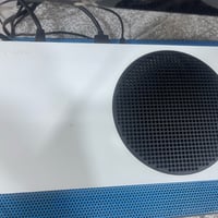 ،  للبيع Xbox Series S بحالة ممتازة جدًا، نظيف جدًا وما مفتوح برغي، شغ...