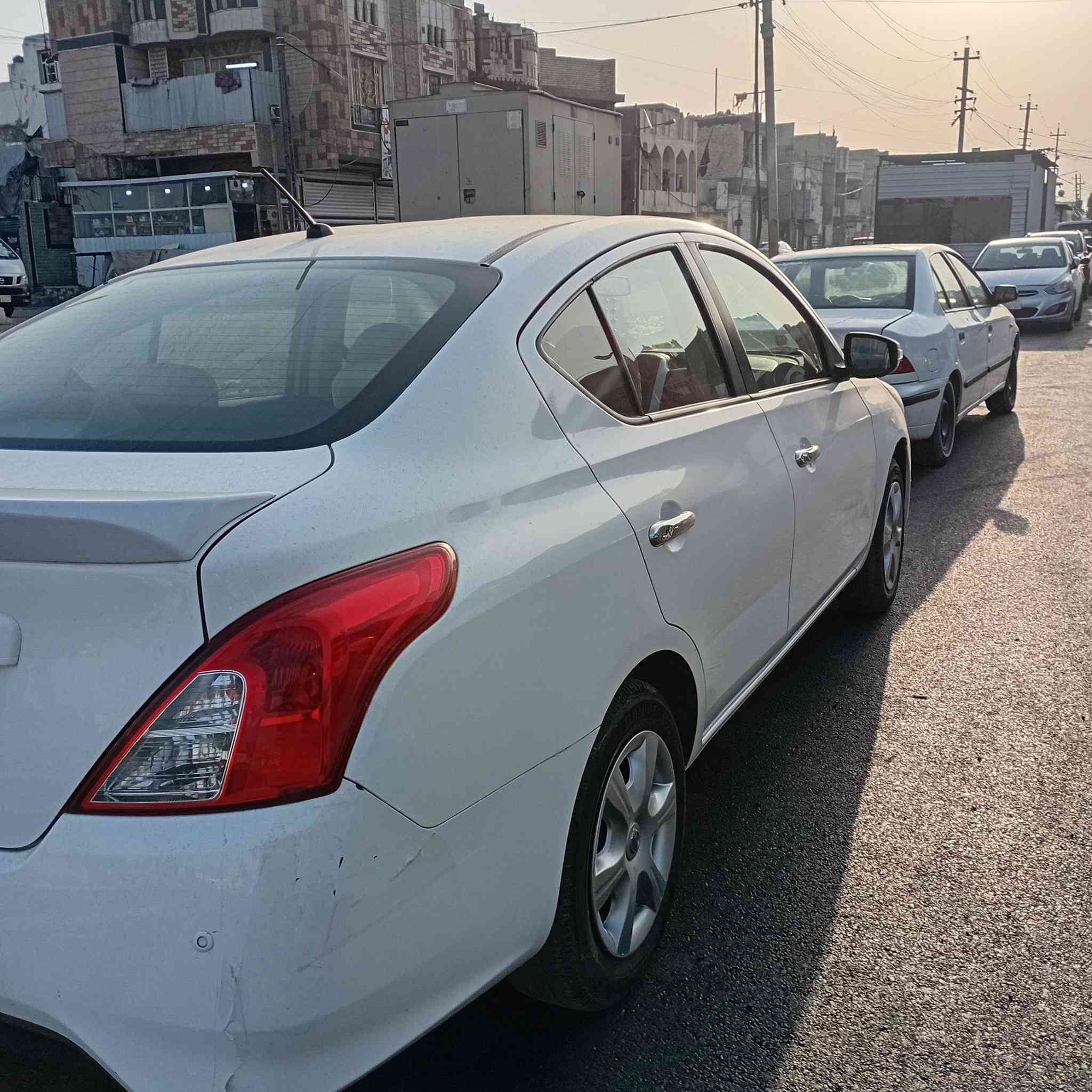 سني مديل ٢٤ سيارة جديدة مال بيت  شاشة كامرة جام كهرباء السيارة مكفولة عدة هاي الطخة بصيطة بالجاملغ موضحة بالصور السعر  ١١٦ للأتصال ***********
