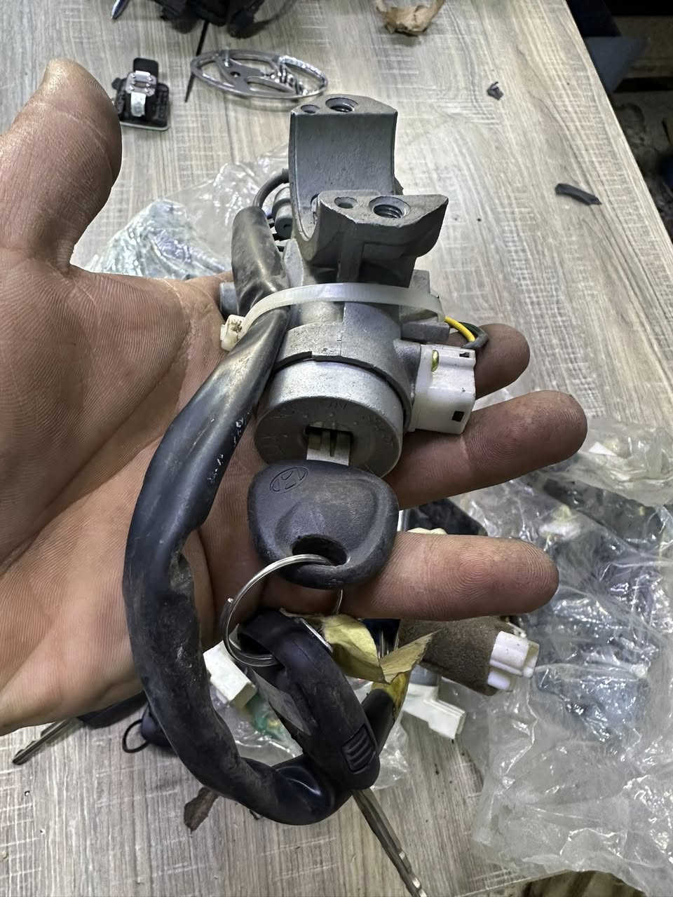 سلام عليكم حبايب وصلت عندي وجبه جوزات كوري وكاله موبز جمله عنوان البياع *********** كميه مشكل
