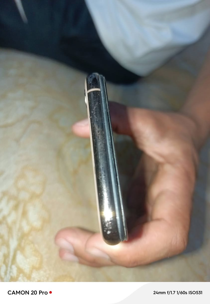 السلام عليكم 
جهاز للبيع ايفون اكس ماكس 
عطلان خريطة وشاشه 
سعر 25قفل


**إذا كنت صاحب هذا الإعلان وتريد حذفه لأي سبب، رجاءا أرسل رسالة إلى الدعم الفني**