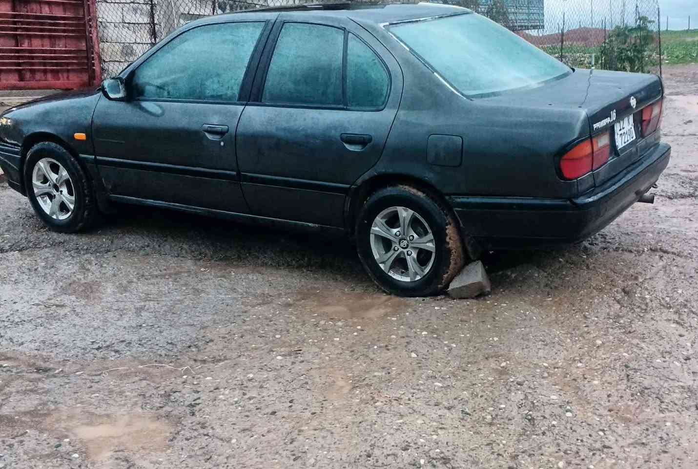 سياره بريميره نيسان كير محرك كلو شرط السعر ٣٠وبيها مجال بيع مستعجل ***********
