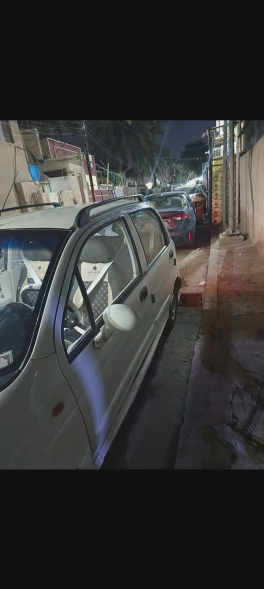 السلام عليكم QQ للبيع
سعرها 32 سياره بأسمي نضيفه وبيها مجال حك الجيه

مابيهه كل عيب 

عنوان بغداد الزعفرانيه

رقم بغداد

تواصل***********

كير اوتو مابيها ضربه صبغ 

شاشه اندوريد

اضويه داخل وخارج سياره بالتايرات 

بلعافيه ع ياخذهأ
4سلندر 
موديل 2011
