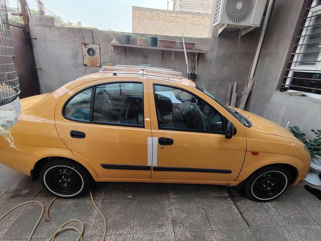 السلام عليكم
سياره طيبه ٢٠١٥ للمراوس باوتماتيك 
وانطي فرق عادي 
السياره نضيفه كير مكينه حداديه تبريد ثلج لا شواصي لا خياس نصبتهه حلوه السياره رقم بغداد مكاني كربلاء تحويل شوكت متريد ضربتهه جاملغ مصلح 
للاستفسار 

***********
