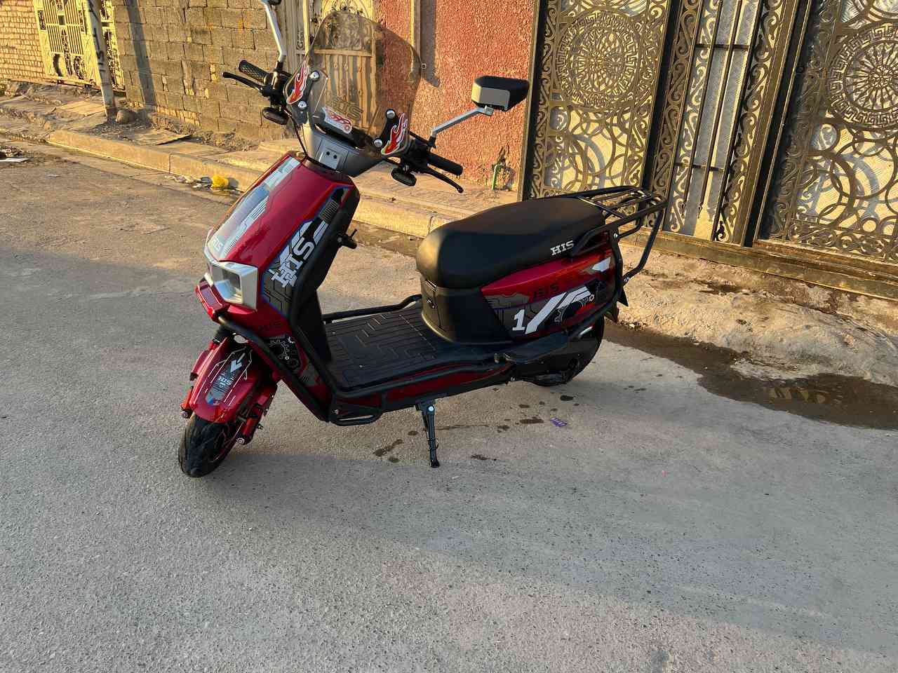 السلام عليكم دراجه شحن 6باتري سرعته 80حقيقي ملف 2000
دراجه خير من الله 
السعر 650وبيه مجال 
مكاني بغداد فلكة حي النصر 
***********واتساب
