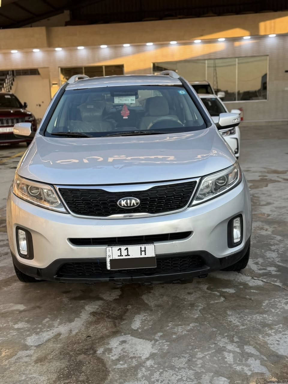 معرض الحسن لتجاره السيارات
العنوان واسط الزبيدية 

كيا سورنتو 2015 
محرك 4 سلندر 
ماشيه 160 الف 

مري شفط برادات خلفيه 
حساس امامي خلفي 

سياره مكفوله من صبغ وتبديل 

فقط 3 مكان بارد بسيط 

كلش جديده 

السعر 145$

***********
