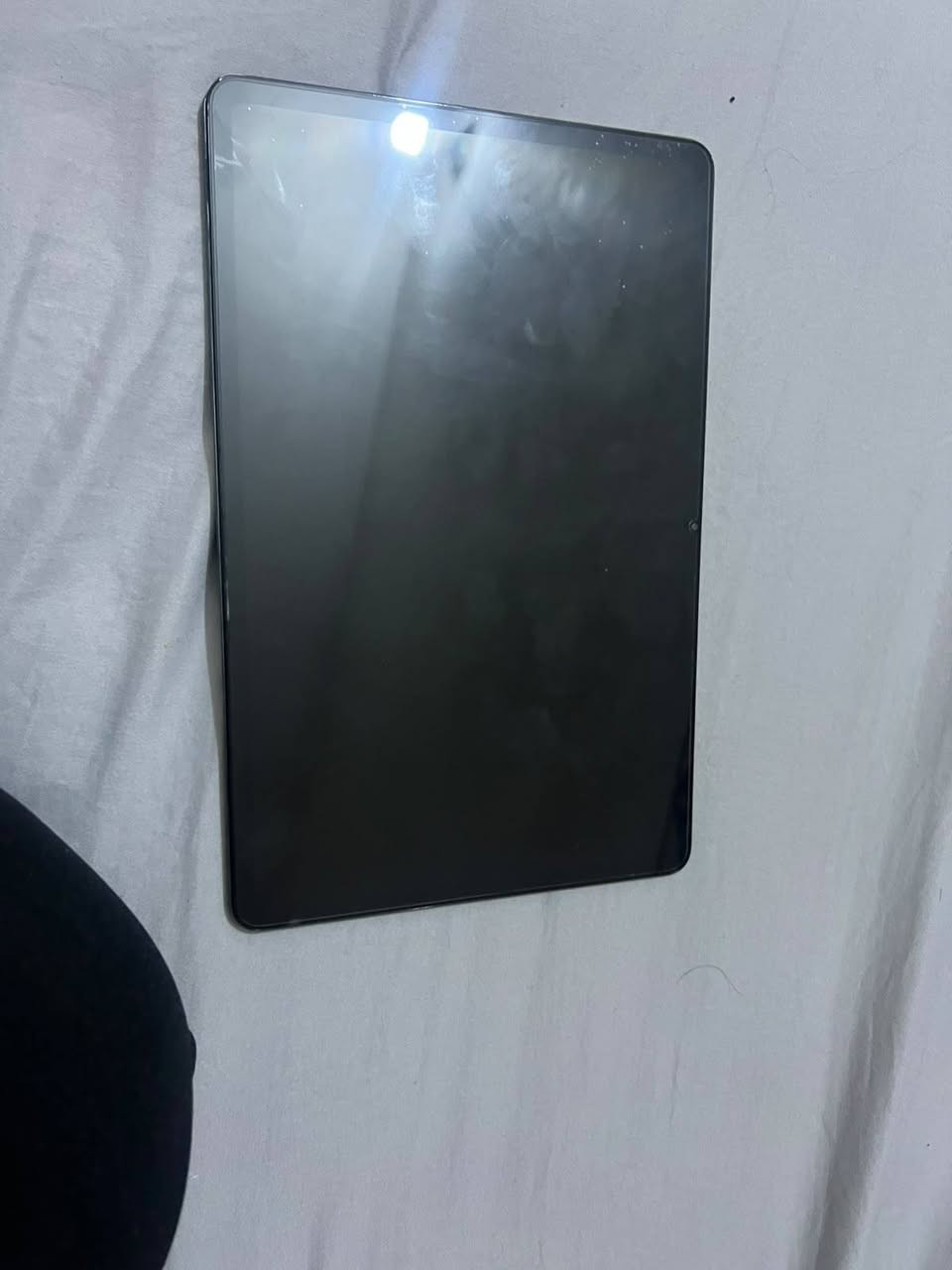 HonoR pad9 ايباد للبيع
ذاكره 256 عشوائيه 8 + 8 دقه الشاشه 1600 في 2560 سعه البطاريه 8000 ملي امبير 
 الايباد جديد شخط ما بيه على الفحص 
السعر265وبي مجال بسيط
رقم الهاتف ***********
