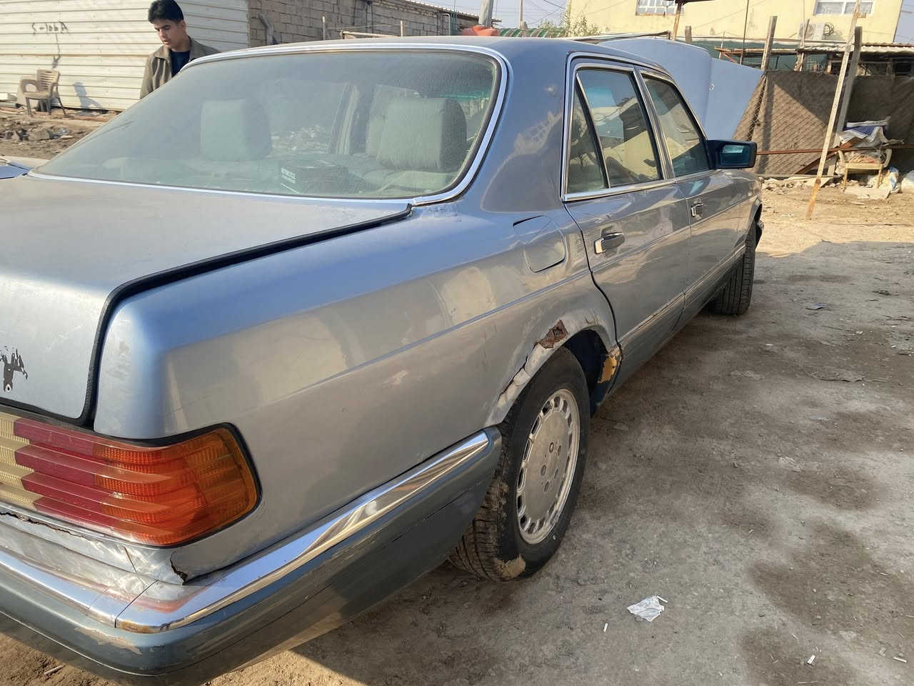 للبيع فقط مارسيديس موديل 87 
نظافة ٨٠٪؜ السعر ٣٨ ورقة وبيها مجال 
تخم تاير جديد مكينة بطة جديدة لوّك 
السيارة جاهزة من كلشي كما موضح في الصور 
مكلف بالنشر غير متواجد ع انترنت
مكان السيارة الديوانية 
‭٠٧٨٠ ٢٤٢ ٥٧٥٣‬
