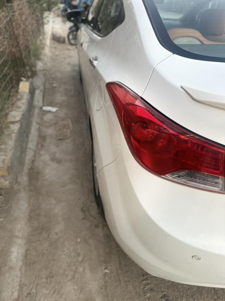 سلام عليكم النتره مديل 14خليجي مكينه 1800رقم نكليزي سنويه جديده السعر 115الرقم ***********
