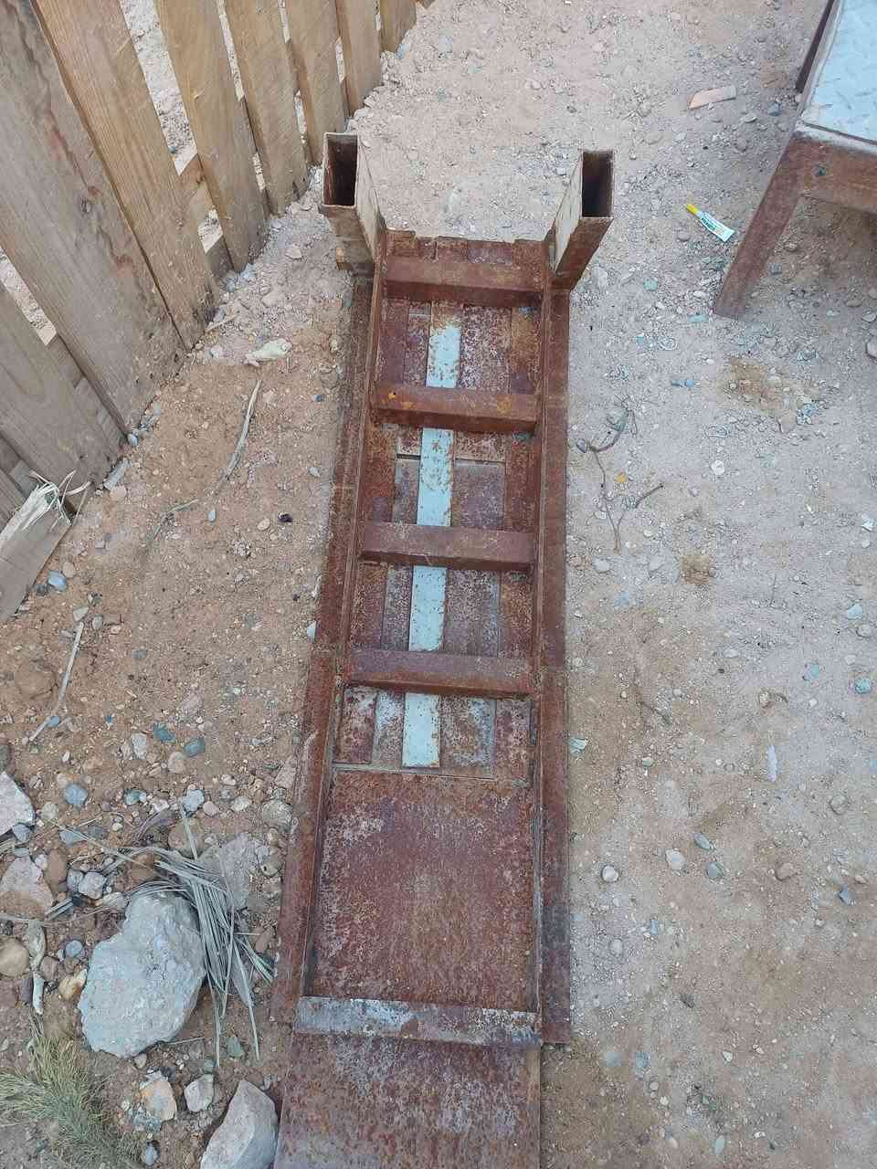 السلام عليكم اخوان متوفر رمبه تزكام حديد سمك8ملم وشلمان ثقيل تتحمل اوزان ثقيلة جداً ترهم للفيترجيه والبنجرجية المكان كربلاء السعر 60مع المجال  ***********+***********
