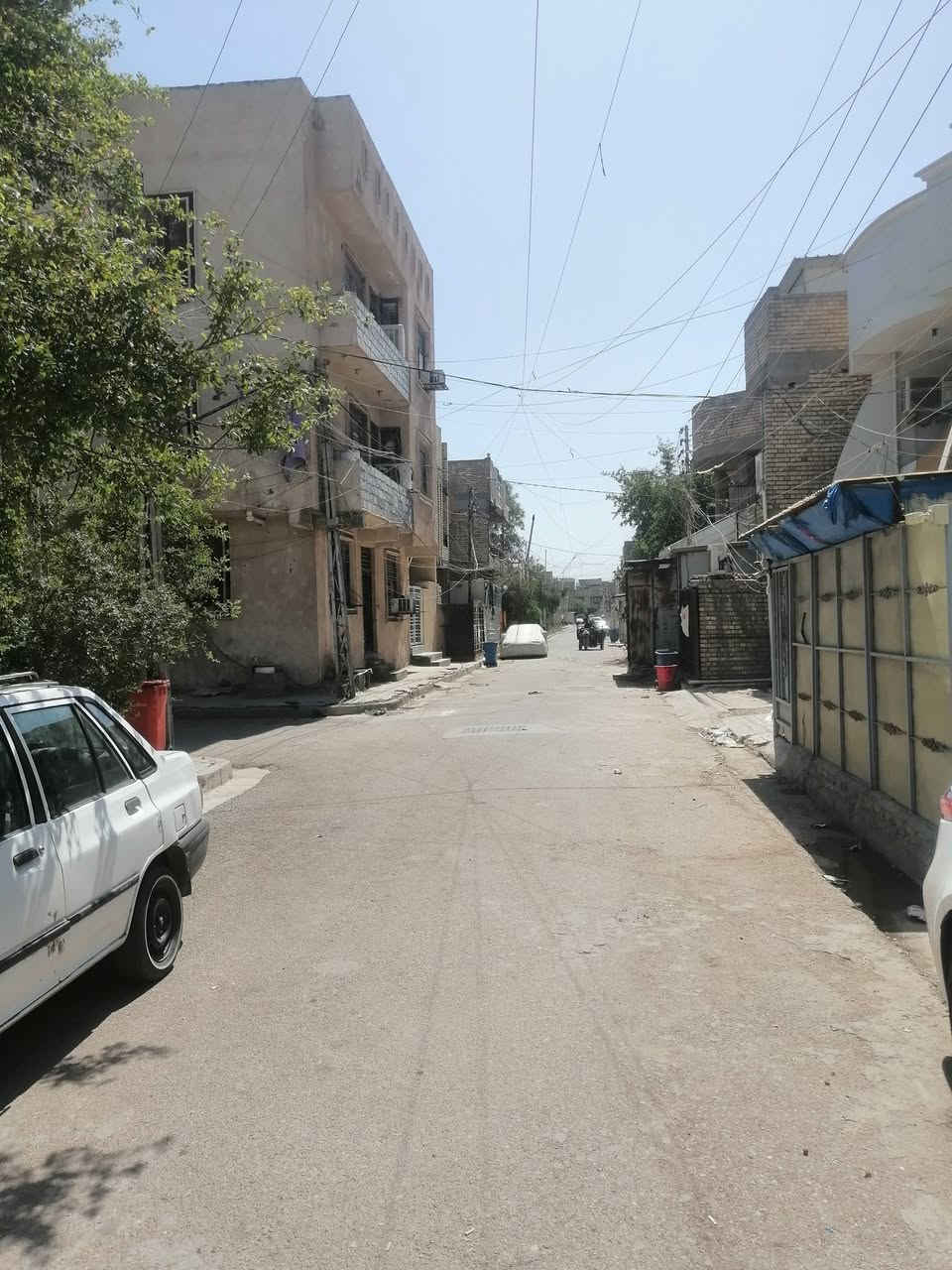 سلام عليكم الدار لبيع مساحة 100متر العنوان ام نجم قريب اسواق ابو حسين البيت نظيف 

اخوان اني مكلف بنشر التفاصيل يم ابو البيت هاذ رقمة 
***********
